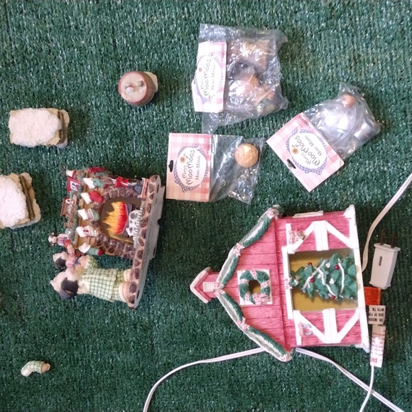 Vintage Mary's moomoos cow figurines price star at $7 and up - Picture 3 of 17